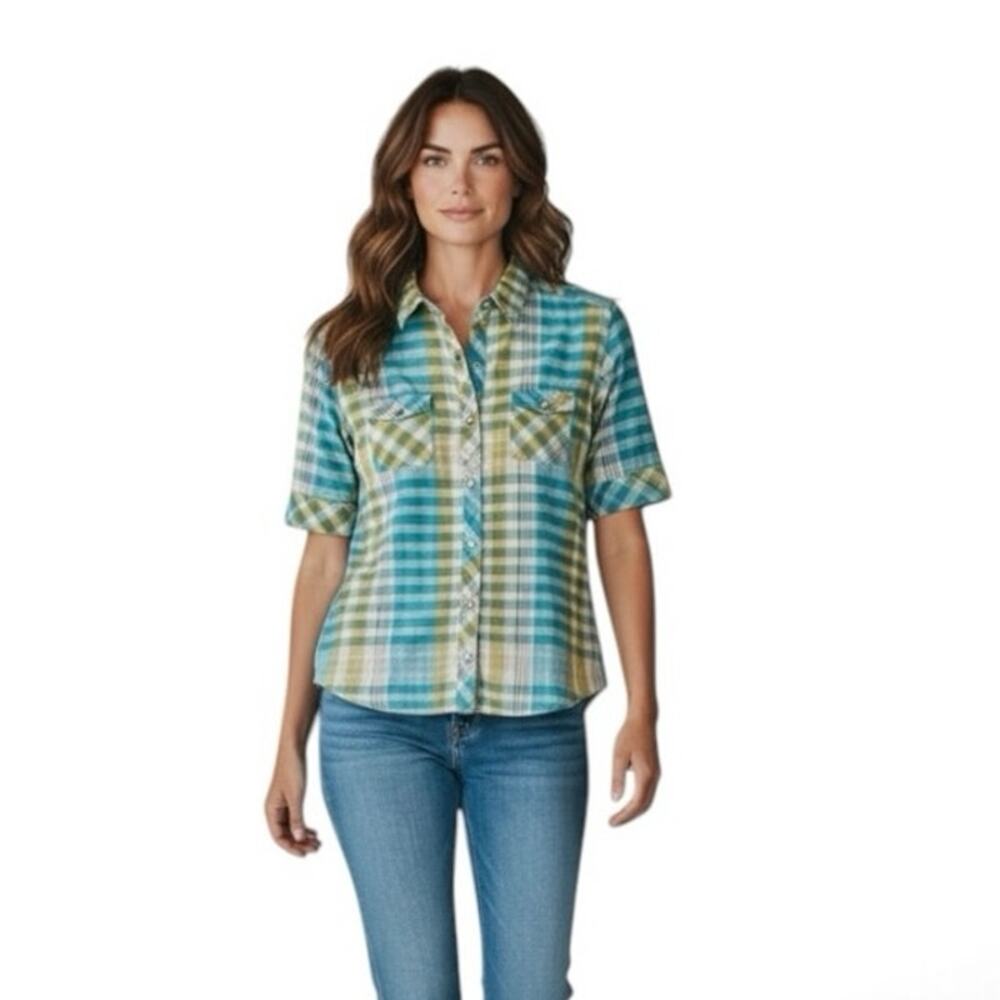Patagonia Women's Pearl Snap plaid button down Short Sleeve Size 8